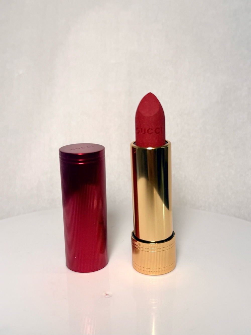 509 Gucci Rosso Ancora, Rouge à Lèvres Mat Lipstick retail $50